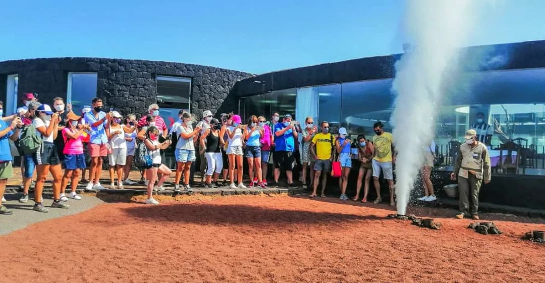 main image of the excursion Lo mejor de Lanzarote en un día
