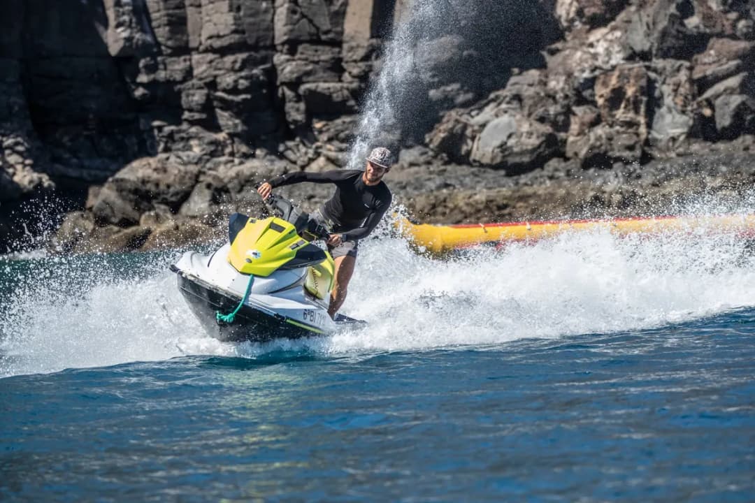 main image of the excursion Excursión en moto de agua desde Puerto del Carmen